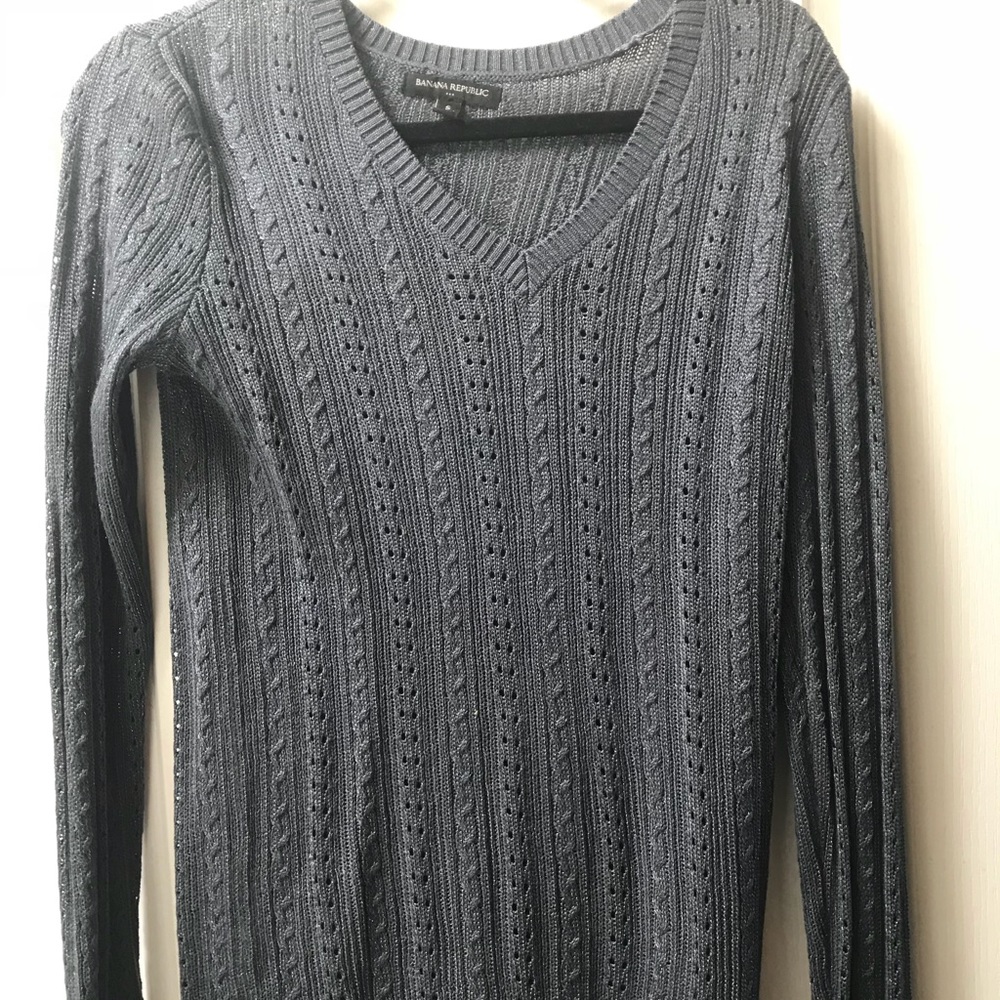 Banana Republic Gray V neck Sweater